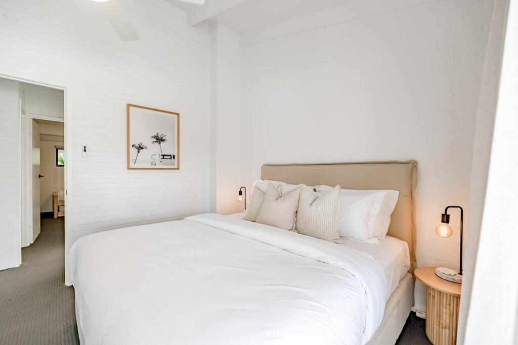 One - Immaculate Townhouse On Parade Noosa Heads