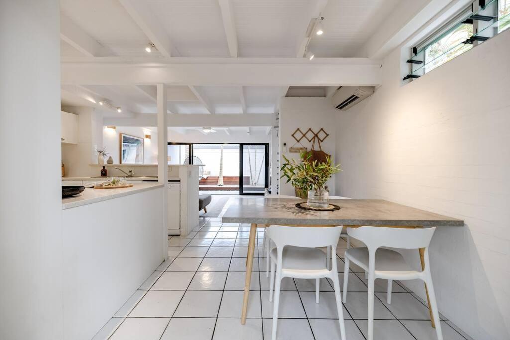 One - Immaculate Townhouse On Parade