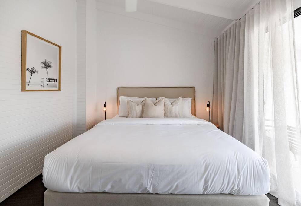 Apartment One - Immaculate Townhouse On Parade *
