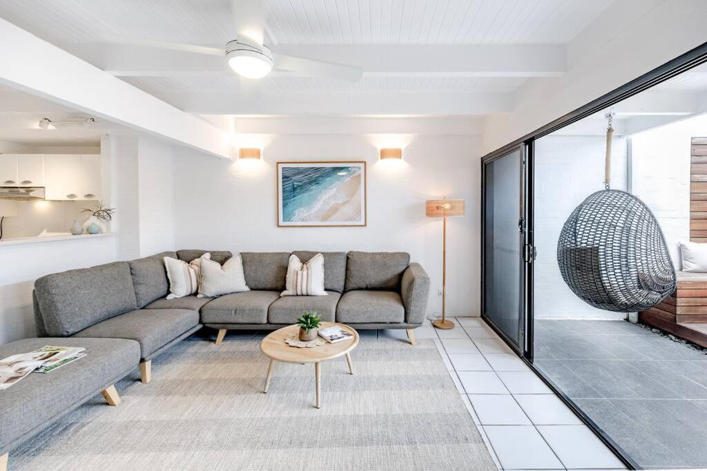 One - Immaculate Townhouse On Parade